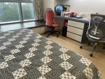 Bedroom in 2.5 BHK Apartment at Oberoi Realty Splendor, Jogeshwari East – for Sale