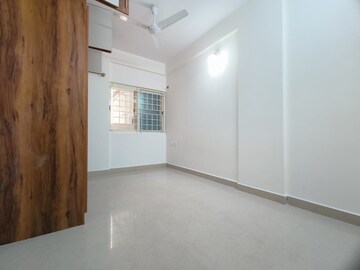 Room in 2 BHK Apartment at Indiranagar – for Rent