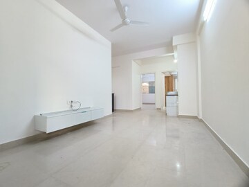 Room in 2 BHK Apartment at Indiranagar – for Rent