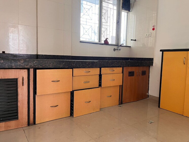 Kitchen, sharada-oxford-classic 2.5 Bedroom 1300 Sq.Ft. Apartment In Wanowrie Pune 8135511