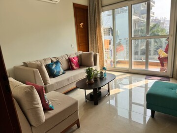 Living Room in 3 BHK Builder Floor at SS Plaza Gurgaon, Sector 47 – for Rent