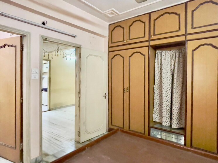 Room, ballygunge 2 Bedroom 888 Sq.Ft. Apartment In Ballygunge Kolkata 8135559