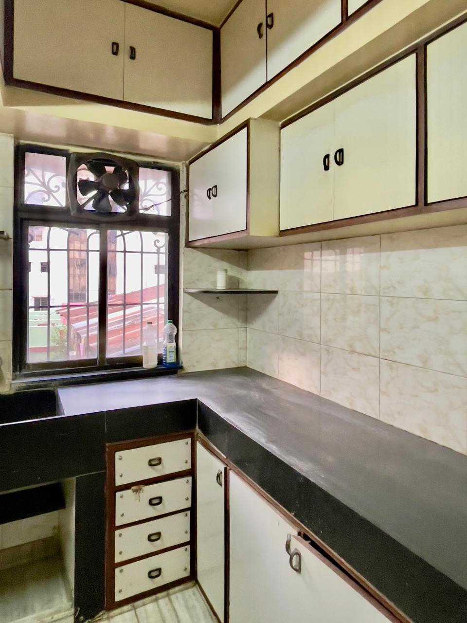 2 BHK Apartment For Sale in Kanchan Building Terapant