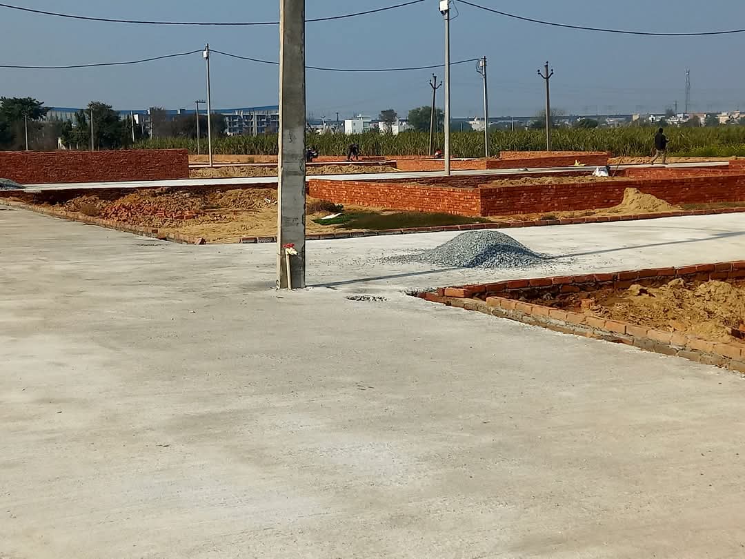 Plot For Sale in Gaurs Smart Homes