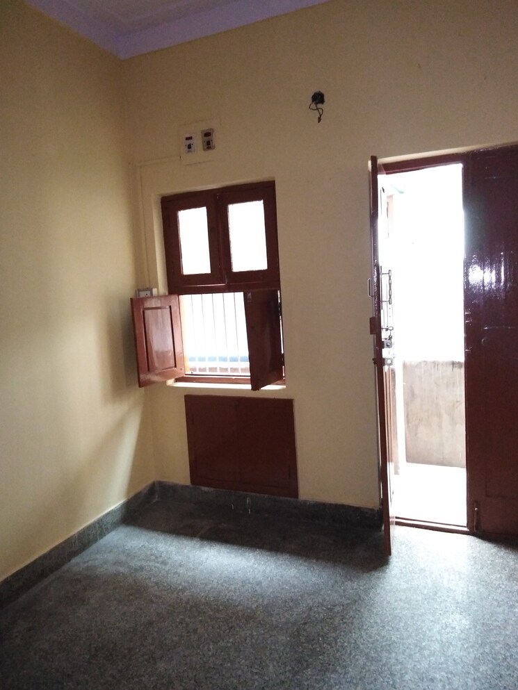 Room, rt nagar 1 Bedroom 660 Sq.Ft. Independent House In Rt Nagar Bangalore 8135628