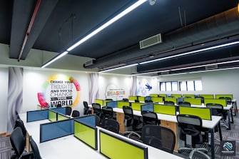 Commercial Co-working Space 500 Sq.Ft. For Rent in Sikanderpur Gurgaon  8135667