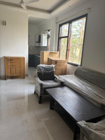 Living Room in 1 BHK Builder Floor at Sector 45 – for Rent