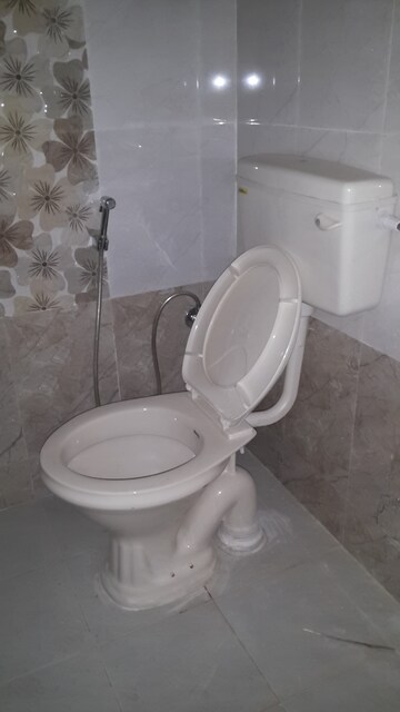 Bathroom in 1 BHK Independent House at Rt Nagar – for Rent