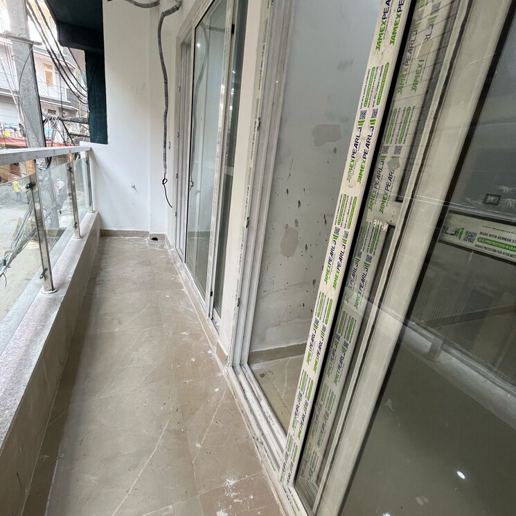 Balcony, palm-residency-chhatarpur 3 Bedroom 1500 Sq.Ft. Builder Floor In Rajpur Khurd Extension Delhi 8135714