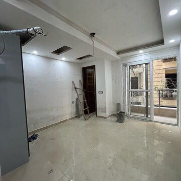 Room in 3 BHK Builder Floor at Palm Residency Chhatarpur, Rajpur Khurd Extension – for Sale