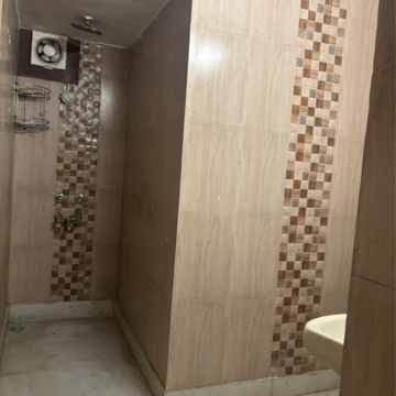 Bathroom in 1 BHK Builder Floor at Saket – for Rent