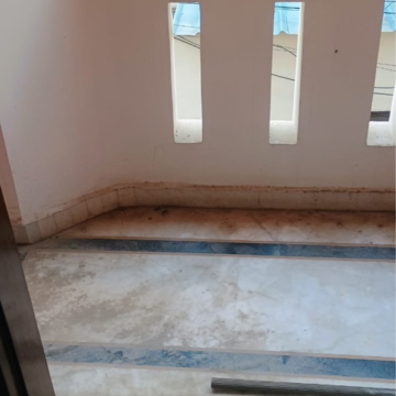 Room in 2 BHK Builder Floor at Saket – for Rent