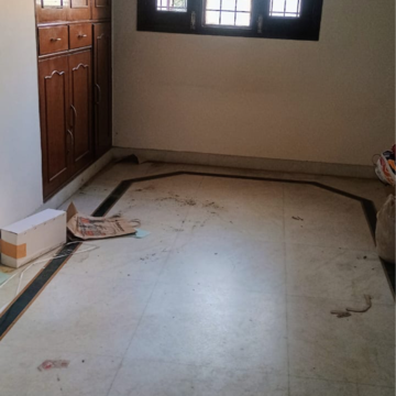 Room in 2 BHK Builder Floor at Saket – for Rent