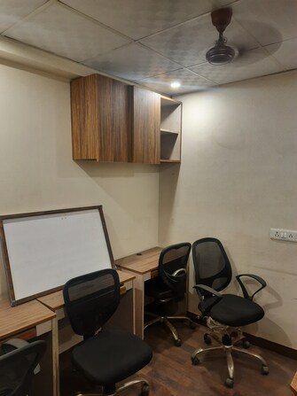 Commercial Office Space 100 Sq.Ft. For Rent in Netaji Subhash Place Delhi  8135798