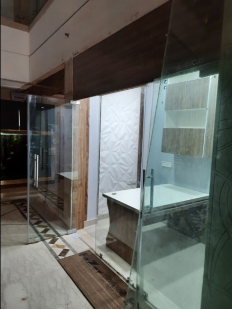 Floor Plan, netaji subhash place Commercial Office Space 100 Sq.Ft. In Netaji Subhash Place Delhi 8135800