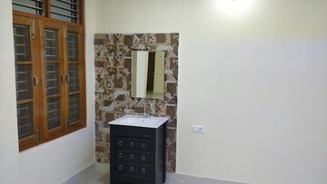 Furnished Amenities in 3 BHK Apartment at Rishita Manhattan, Gomti Nagar – for Rent