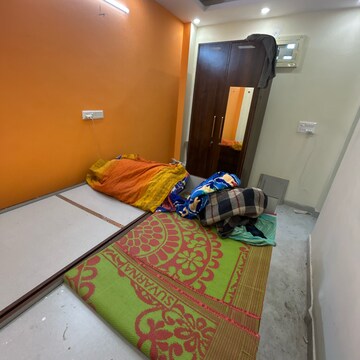 Bedroom in 2 BHK Builder Floor at Kotla Mubarakpur – for Rent