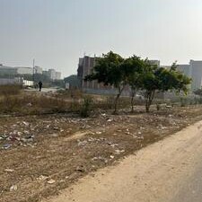 Plot For Sale in Sector 82