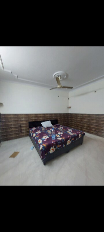 Bedroom in 1 BHK Apartment at Sarita Vihar – for Rent