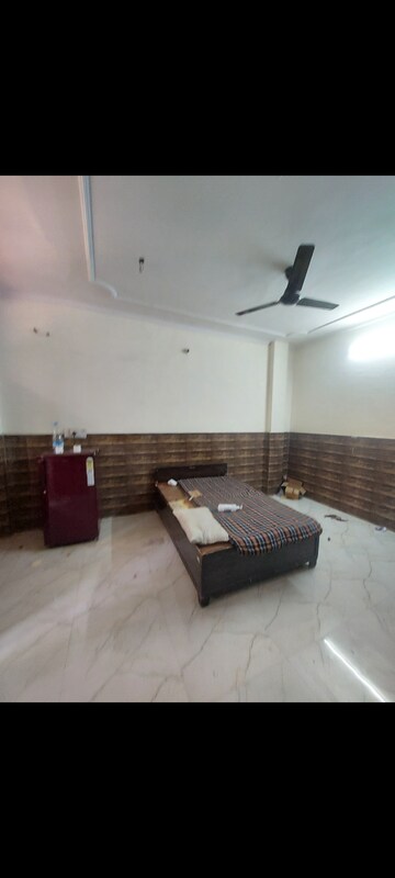 Living Room in 1 BHK Apartment at Sarita Vihar – for Rent