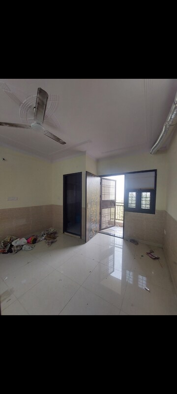 Room in 1 BHK Apartment at Sarita Vihar – for Rent