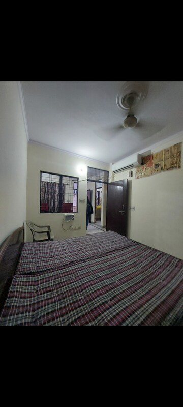 Bedroom in 1 BHK Apartment at Sarita Vihar – for Rent
