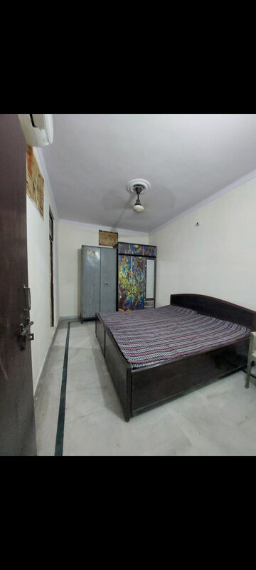 Bedroom in 1 BHK Apartment at Sarita Vihar – for Rent