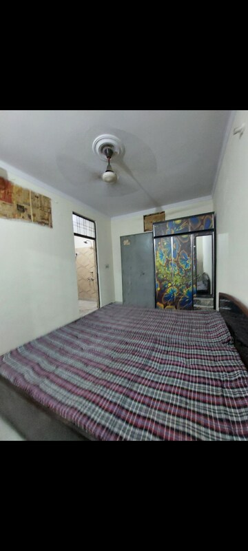 Bedroom in 1 BHK Apartment at Sarita Vihar – for Rent