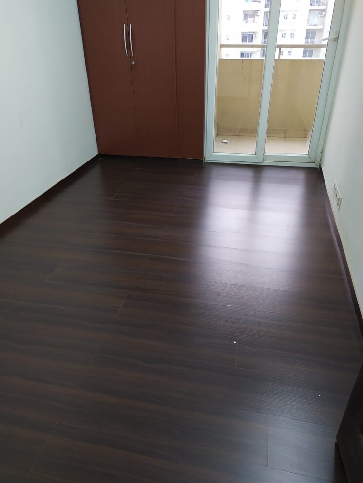 Room, supertech-cape-town 2.5 Bedroom 1150 Sq.Ft. Apartment In Sector 74 Noida 8135995