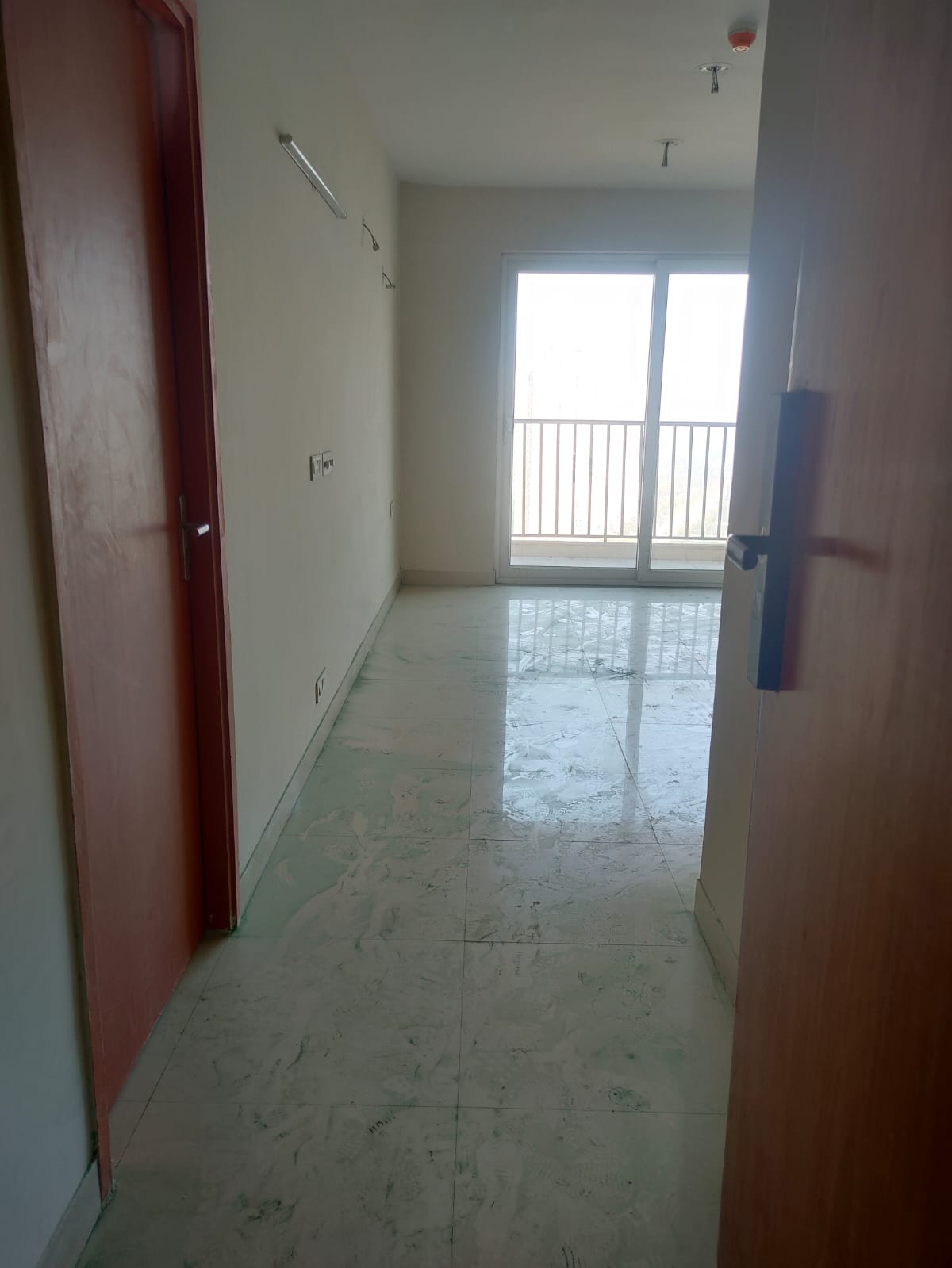 3 BHK Apartment For Sale in Nimbus The Hyde park