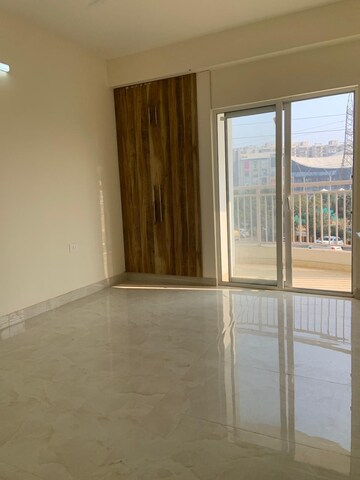 Room in 2 BHK Apartment at VVIP Mangal, Raj Nagar Extension – for Sale