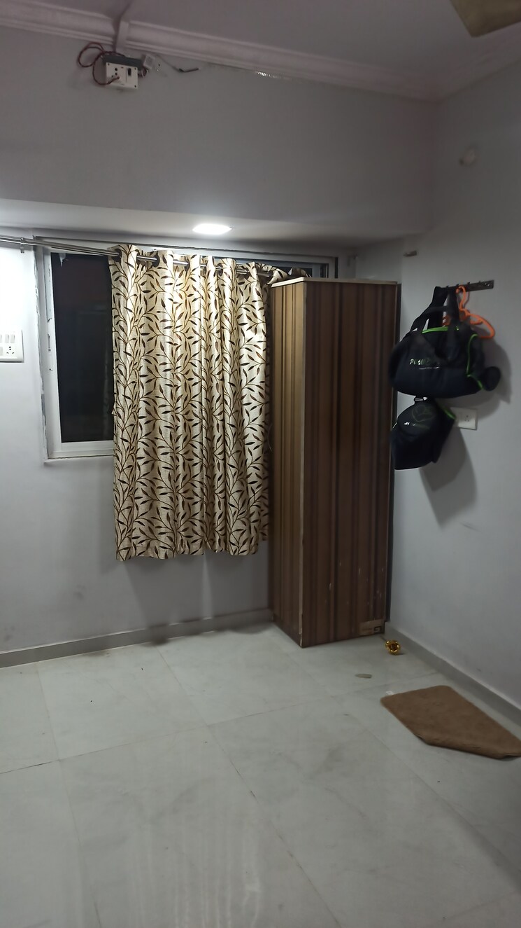 Room, sai-pooja-society 1.5 Bedroom 850 Sq.Ft. Apartment In Airoli Navi Mumbai 8136027