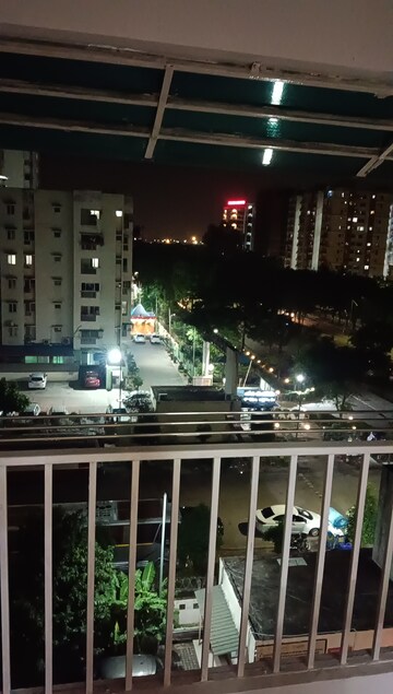 Balcony in 3.5 BHK Apartment at Satluj Apartments Gomti Nagar, Gomti Nagar – for Sale