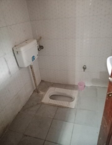 Bathroom in 2 BHK Villa at Aliganj – for Rent