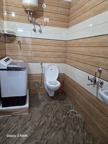 Bathroom in 1 BHK Builder Floor at SS 100, Sector 49 – for Rent
