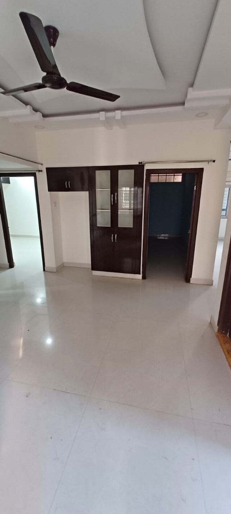 Room, golden-hue 3 Bedroom 1725 Sq.Ft. Apartment In Kondapur Hyderabad 8136178