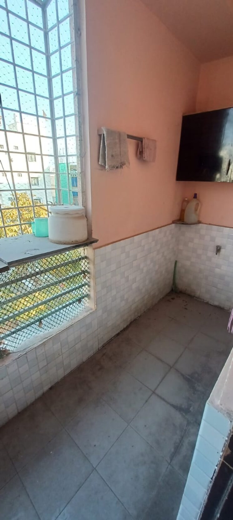 Bedroom, golden-hue 3 Bedroom 1725 Sq.Ft. Apartment In Kondapur Hyderabad 8136178