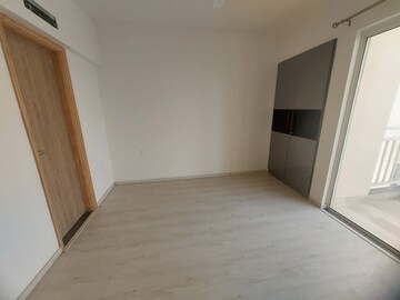 Room in 3 BHK Apartment at M3M Marina, Sector 68 – for Rent