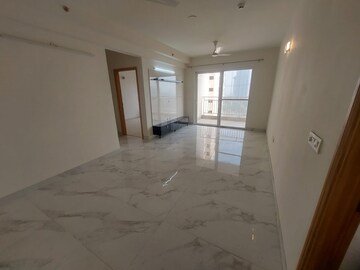 Room in 3 BHK Apartment at M3M Marina, Sector 68 – for Rent