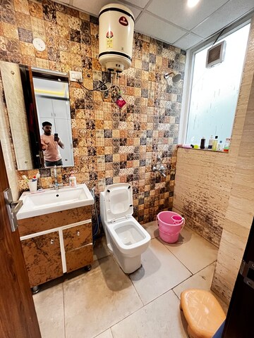 Team Area in 1 BHK Builder Floor at Ansal Sushant Lok I, Sector 43 – for Rent