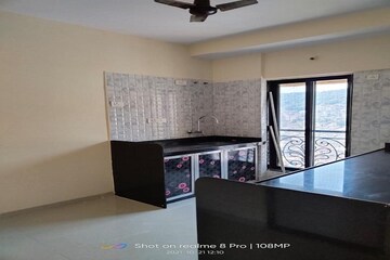 1 RK Apartment For Rent in Mayfair Housing Hillcrest, Vikhroli West