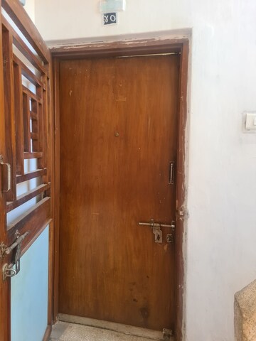 Furnished Amenities in 5 BHK Independent House at Sector 2 – for Rent