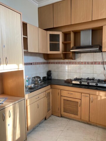 Kitchen in 2 BHK Builder Floor at Sector 31 – for Rent