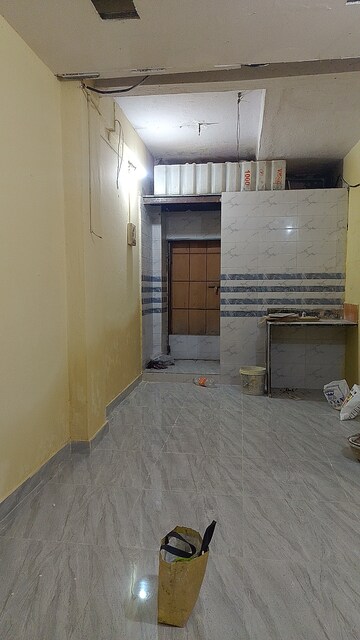 Commercial Shop 250 Sq.Ft. For Rent in Nalanda Nagar Mumbai  8136443