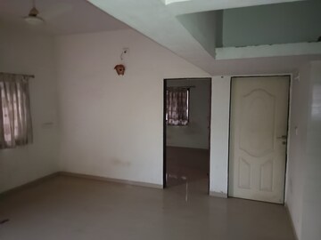 Room in 4 BHK Independent House at Sector 1 – for Rent