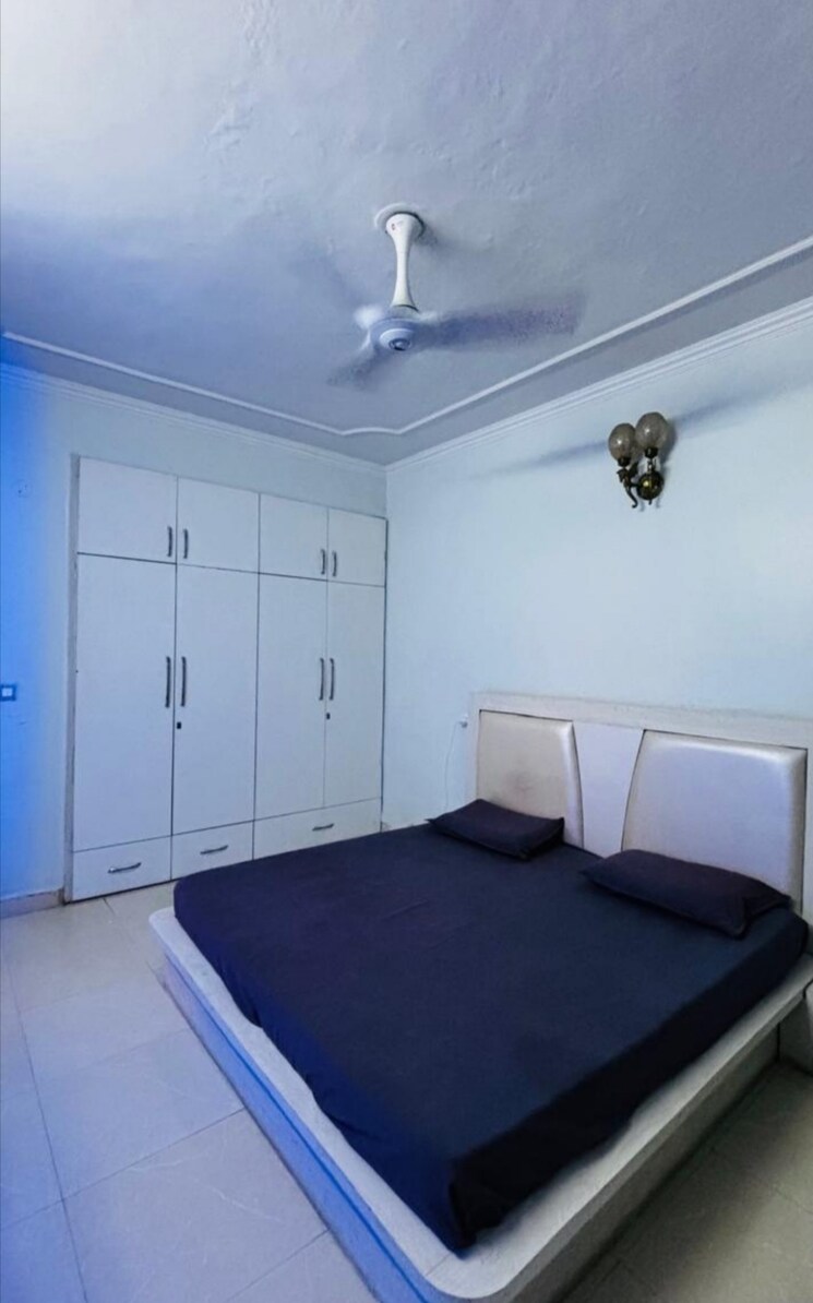 undefined, ambala highway 3 Bedroom 200 Sq.Yd. Builder Floor In Ambala Highway Zirakpur 8136487