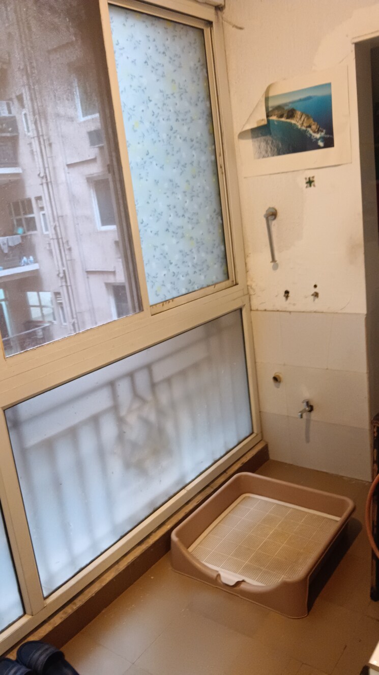 Balcony, tulip-purple 4 Bedroom 2400 Sq.Ft. Apartment In Sector 69 Gurgaon 8136606