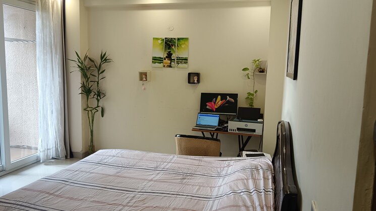 Bedroom, tulip-purple 4 Bedroom 2400 Sq.Ft. Apartment In Sector 69 Gurgaon 8136606