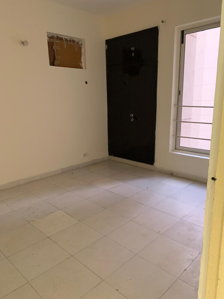 Room, shiv-sai-ozone-park 2 Bedroom 1100 Sq.Ft. Apartment In Sector 86 Faridabad 8136506