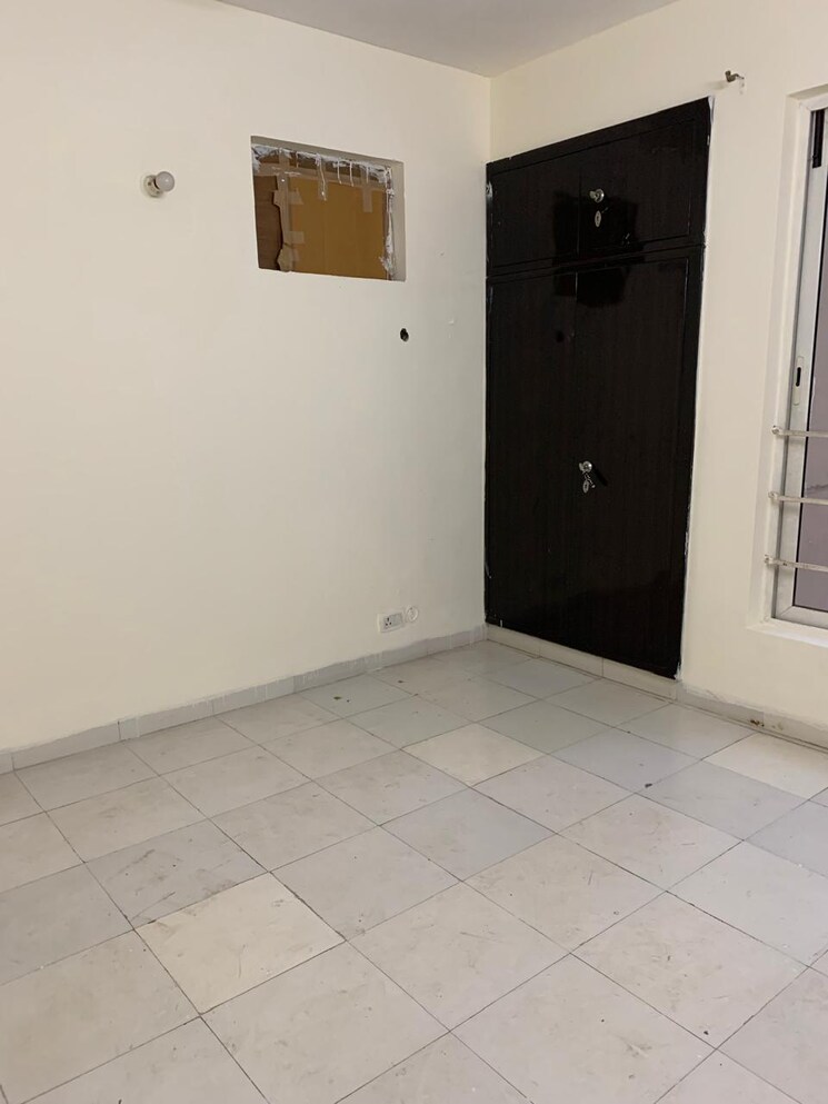 Room, shiv-sai-ozone-park 2 Bedroom 1100 Sq.Ft. Apartment In Sector 86 Faridabad 8136506